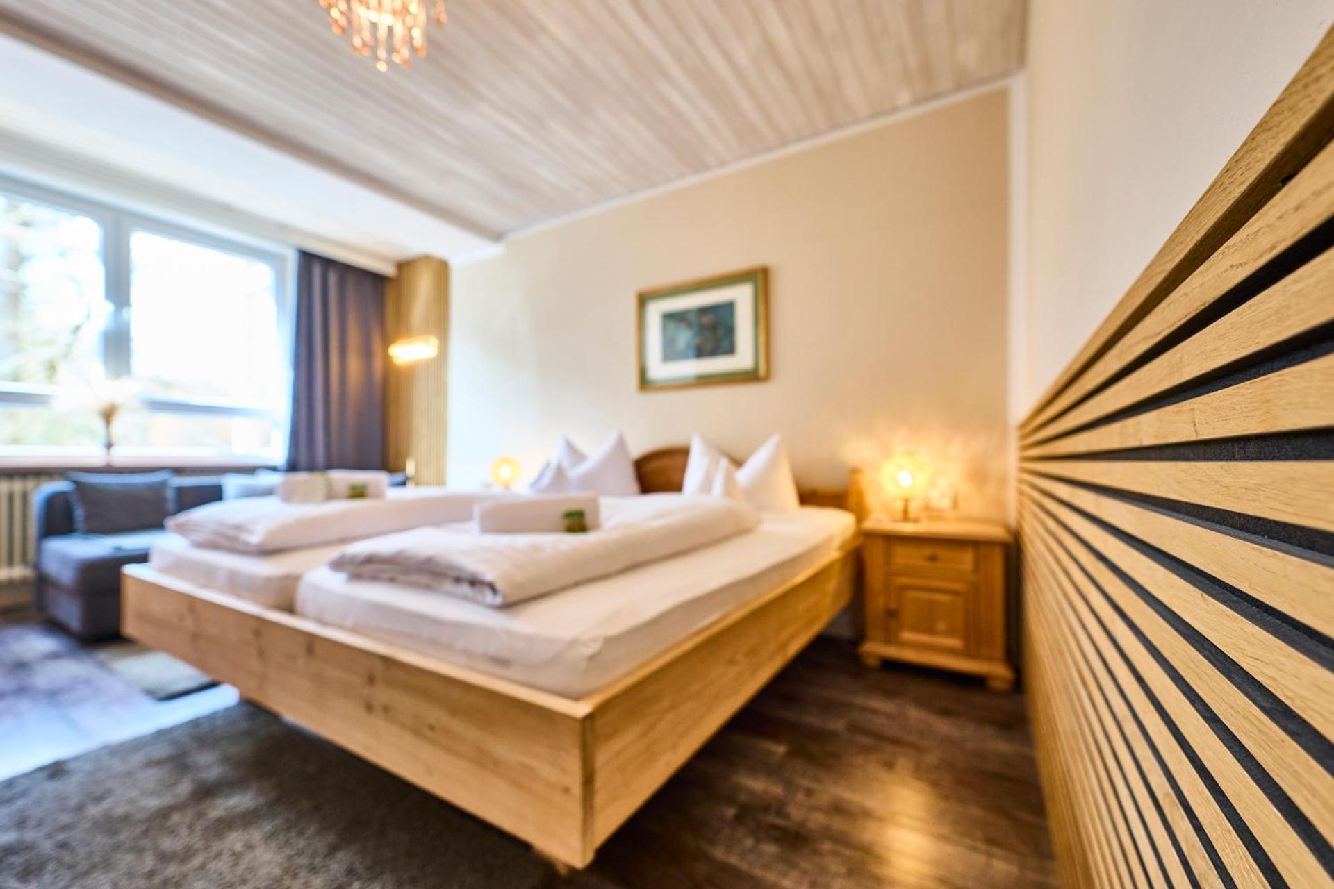 Hotel Waldgasthof Buchenhain Baierbrunn Buitenkant foto