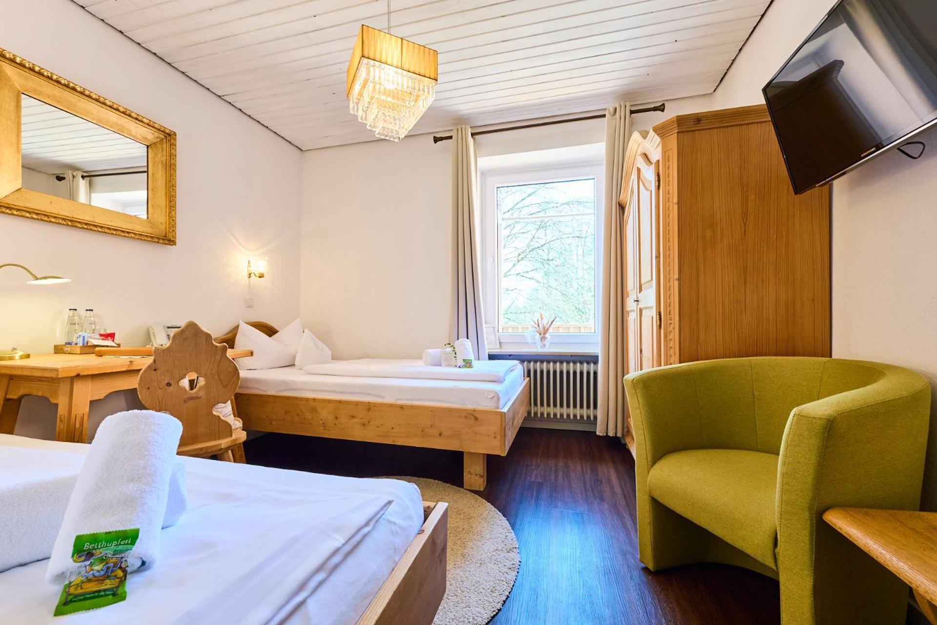Hotel Waldgasthof Buchenhain Baierbrunn Buitenkant foto