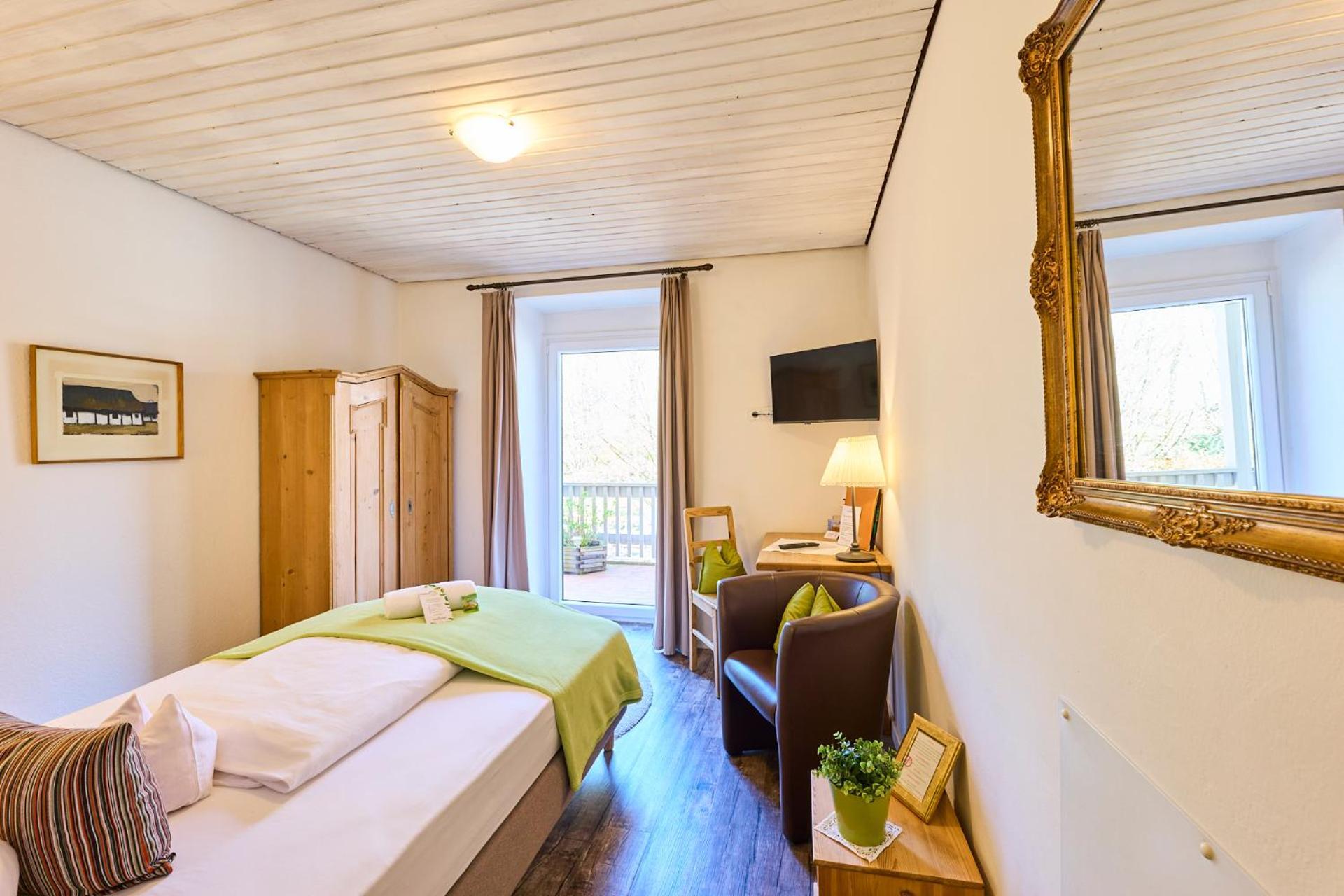 Hotel Waldgasthof Buchenhain Baierbrunn Buitenkant foto