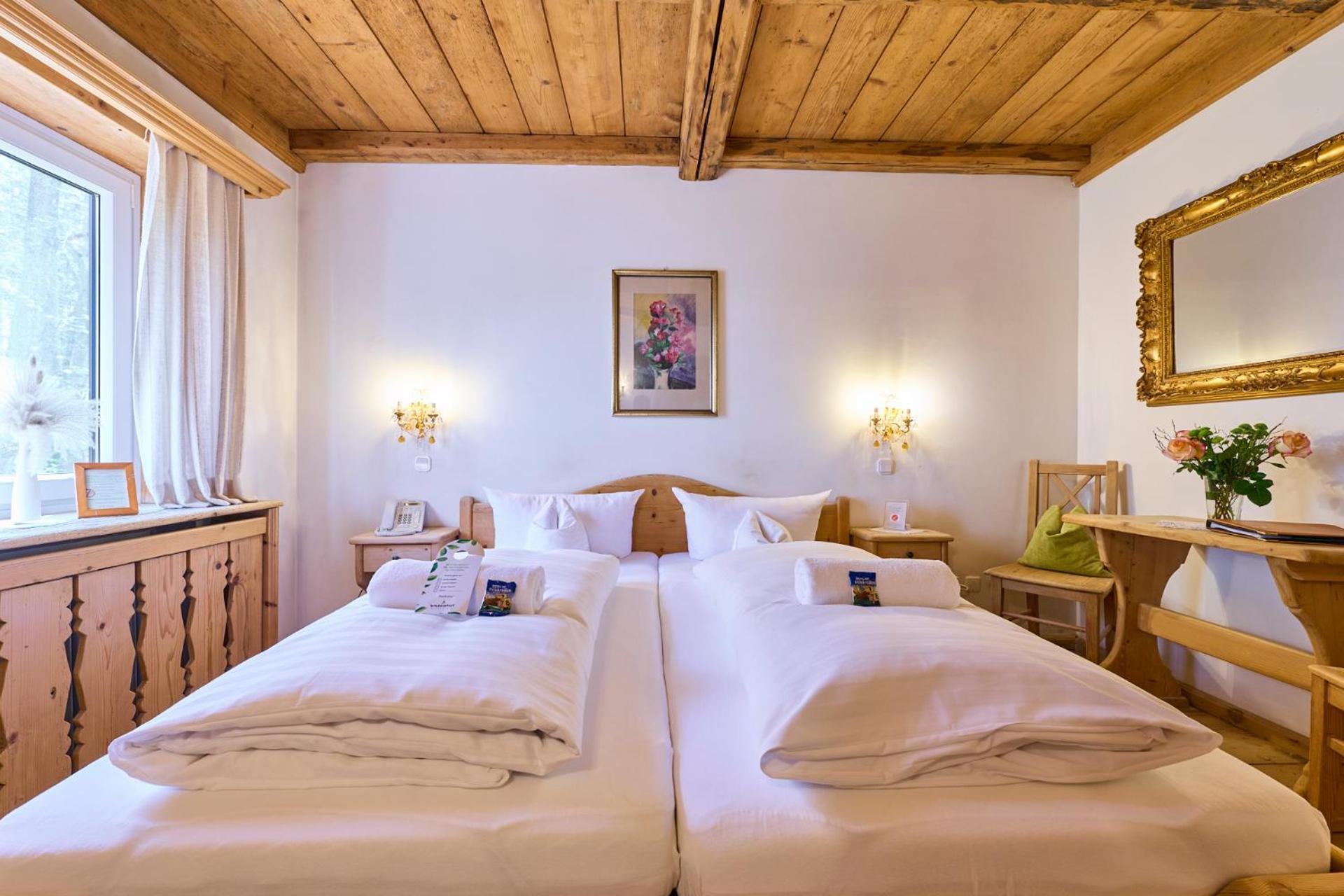 Hotel Waldgasthof Buchenhain Baierbrunn Buitenkant foto