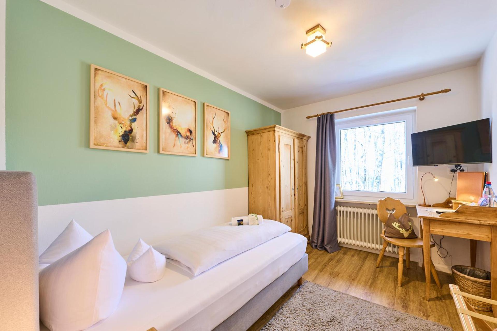 Hotel Waldgasthof Buchenhain Baierbrunn Buitenkant foto