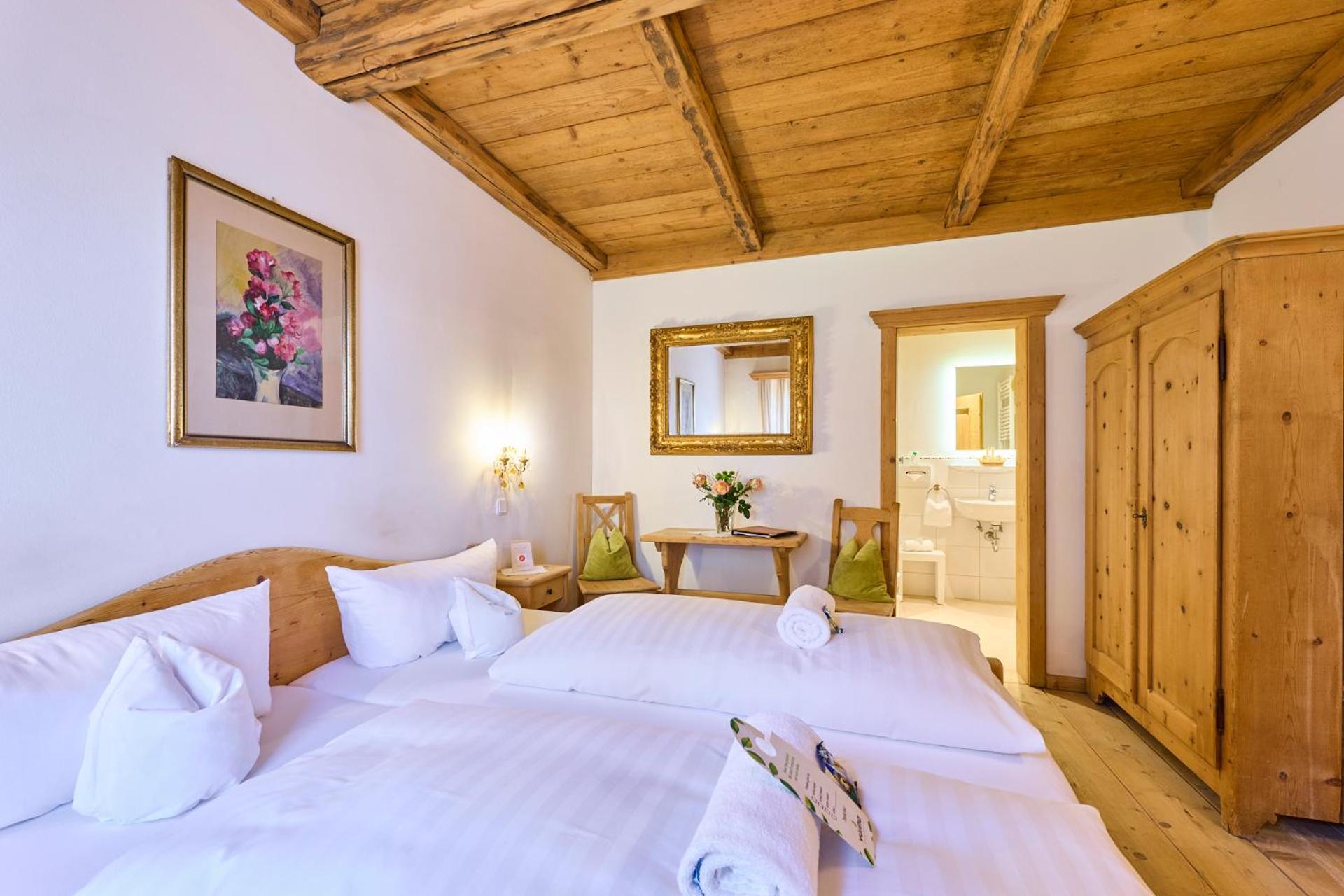 Hotel Waldgasthof Buchenhain Baierbrunn Buitenkant foto