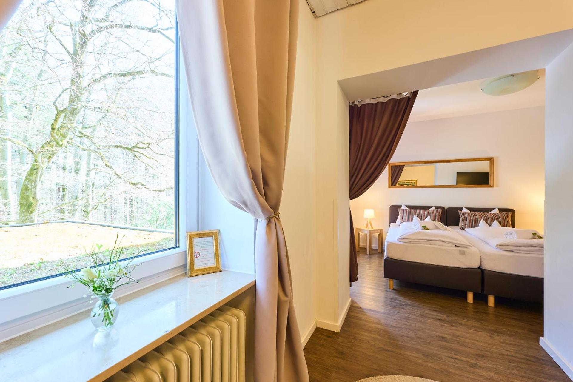 Hotel Waldgasthof Buchenhain Baierbrunn Buitenkant foto